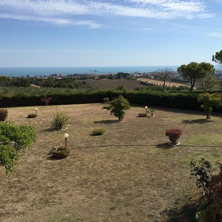 Villa Dolcevita San Costanzo Экстерьер фото
