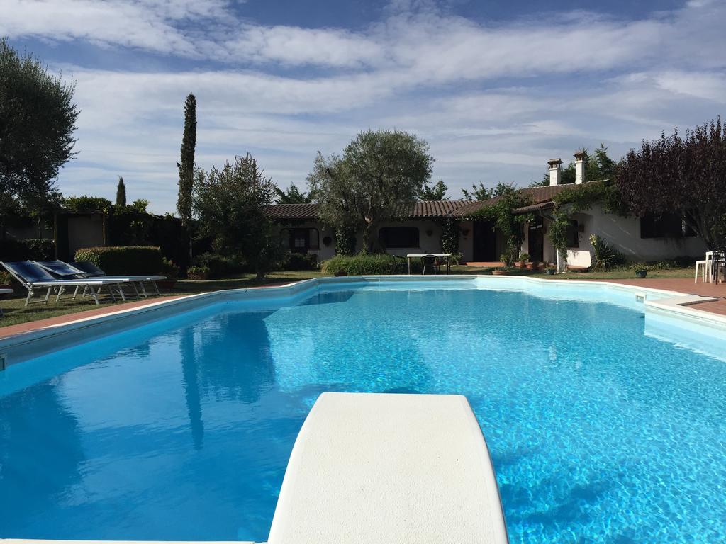 Villa Dolcevita San Costanzo Экстерьер фото
