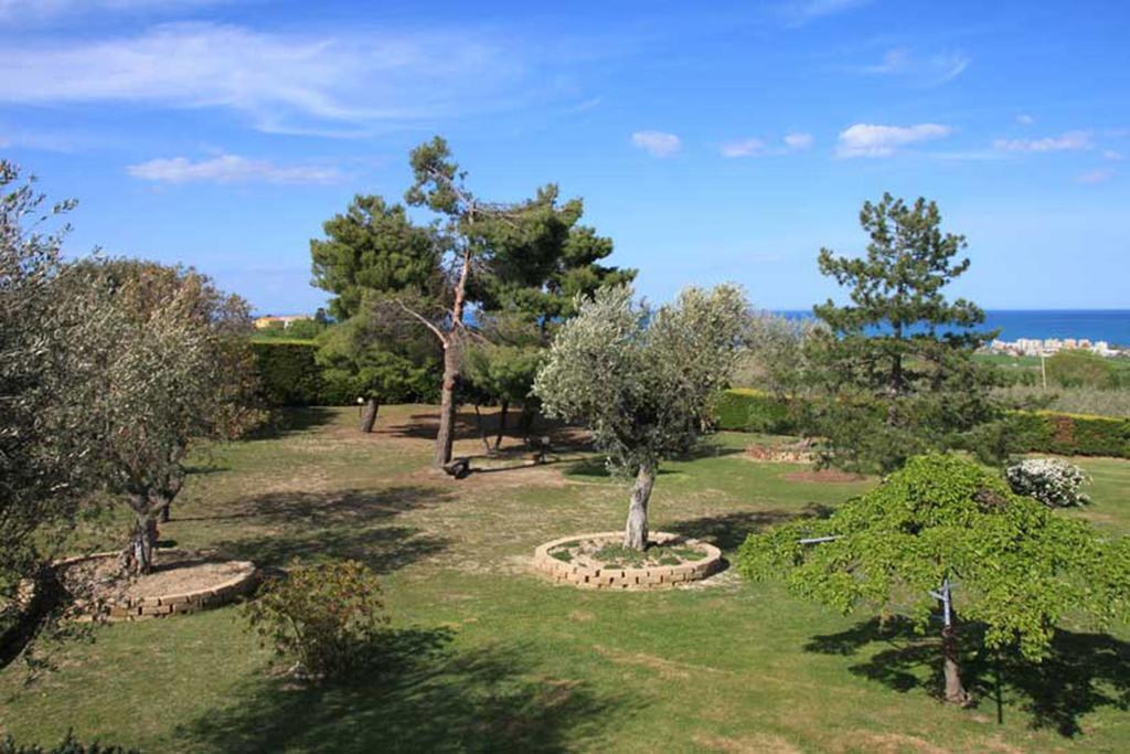 Villa Dolcevita San Costanzo Экстерьер фото