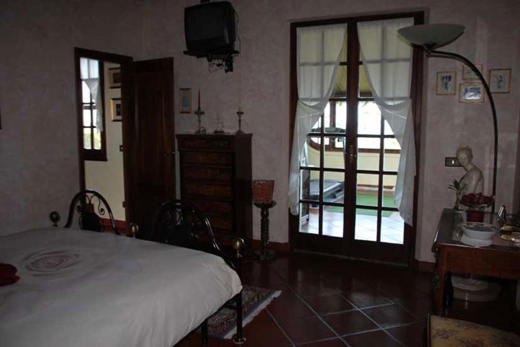 Villa Dolcevita San Costanzo Номер фото